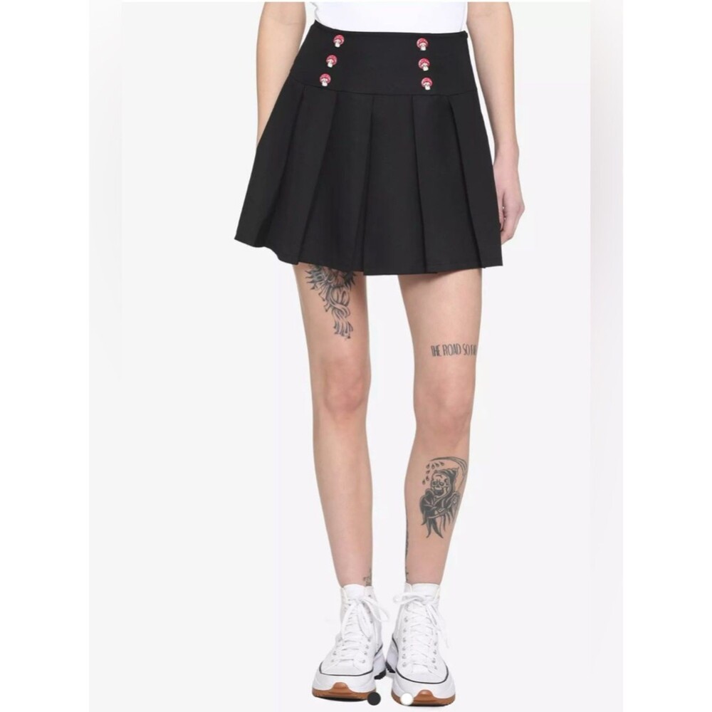Hot Topic black mushroom button sailor skirt size XS